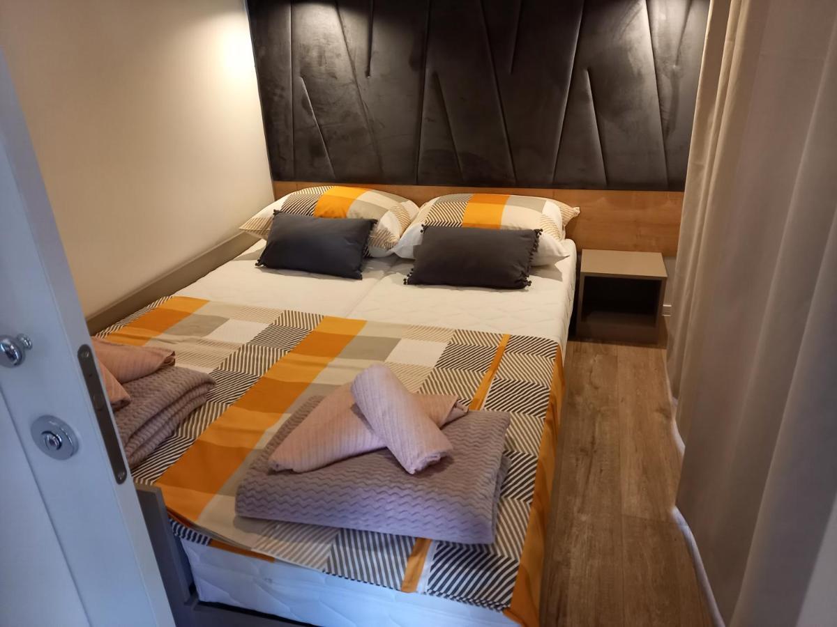 Mobile Agava 2 Holiday home Biograd Na Moru